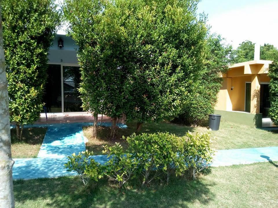 Atmyhomestay Bangsaphan 방사판 외부 사진